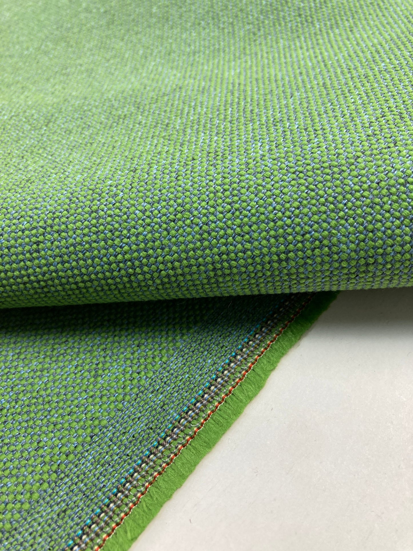 Contract furniture fabric - Durable and aesthetic furniture fabric - Modern Upholstery