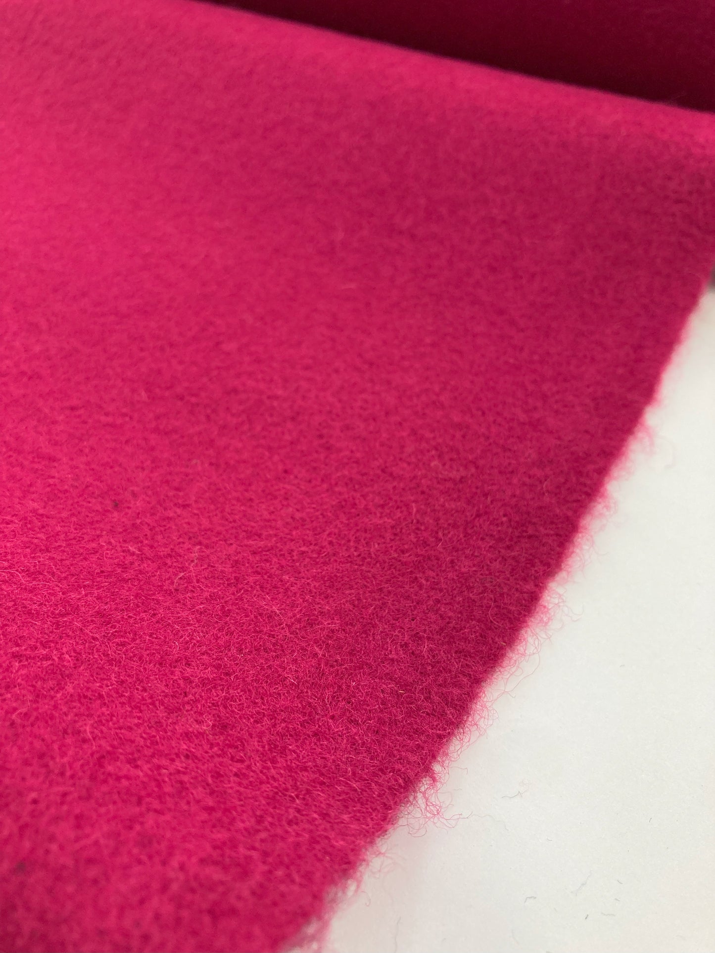 Gabriel Europost 2 classic fabric in 100% recyclable wool