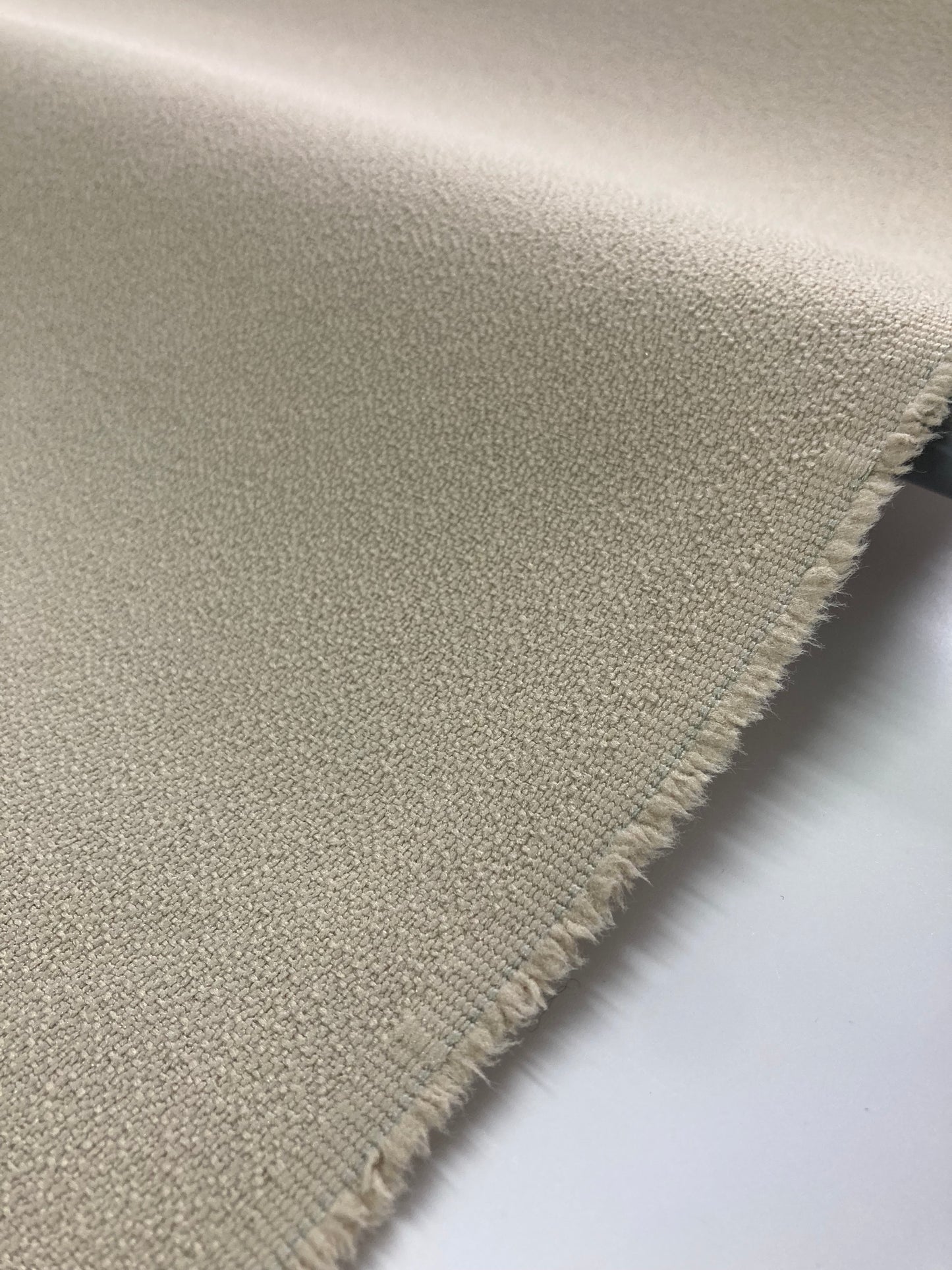 Camira Xtreme – A Durable and Ecological Fabric for Office Furniture