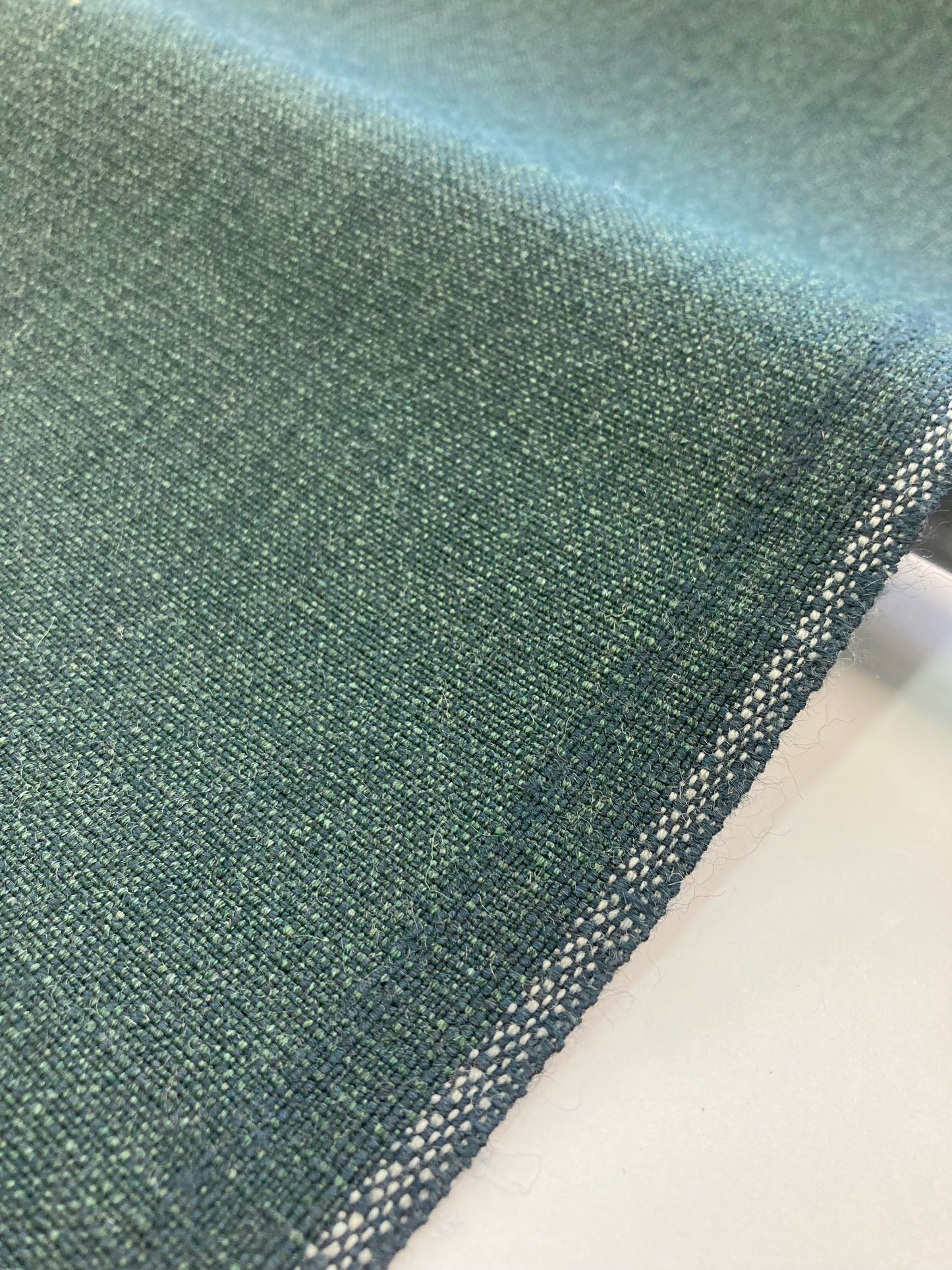 Gabriel Crisp design end color Mette Krebs Petersen