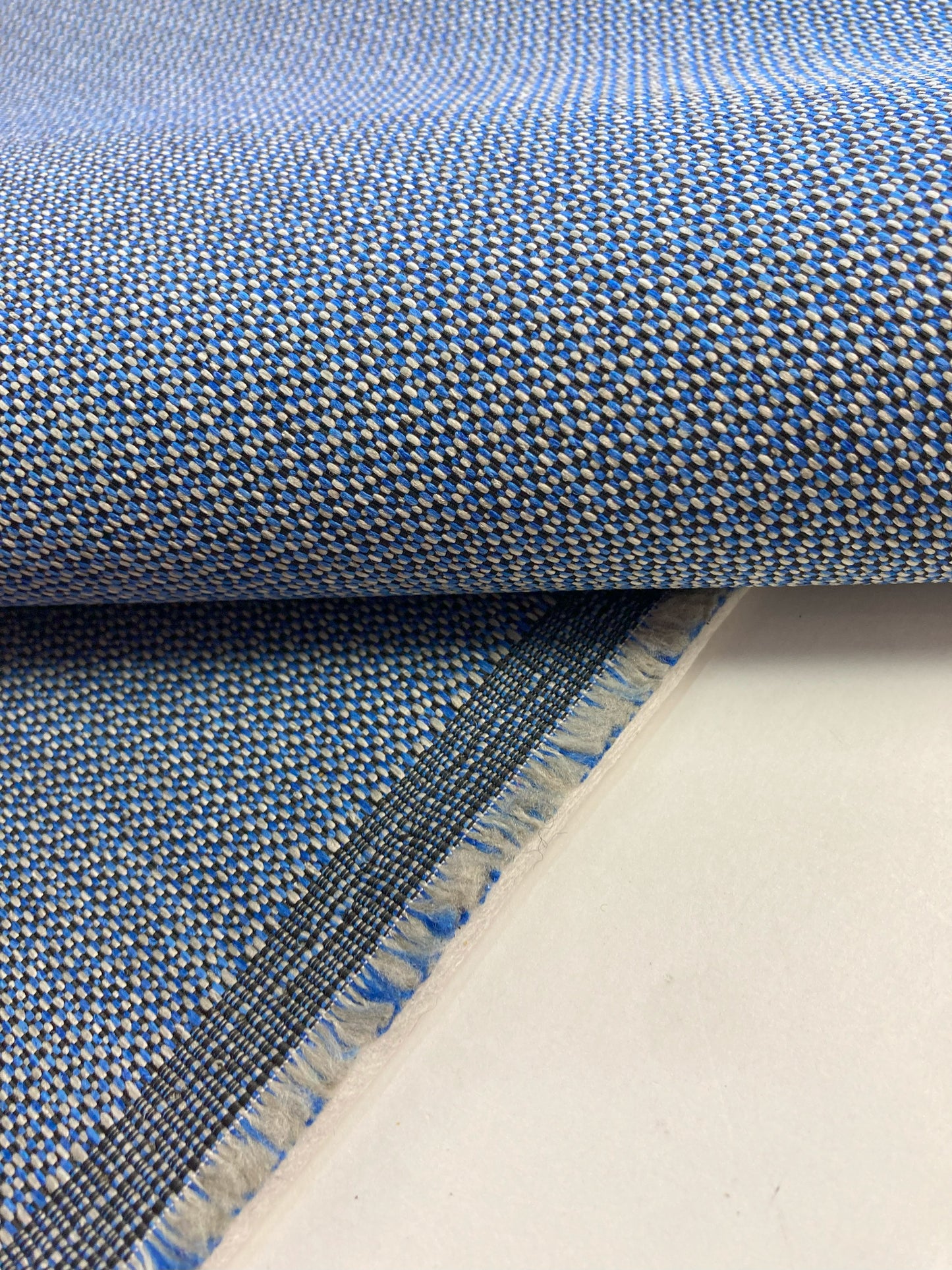 Contract furniture fabric - Durable and aesthetic furniture fabric