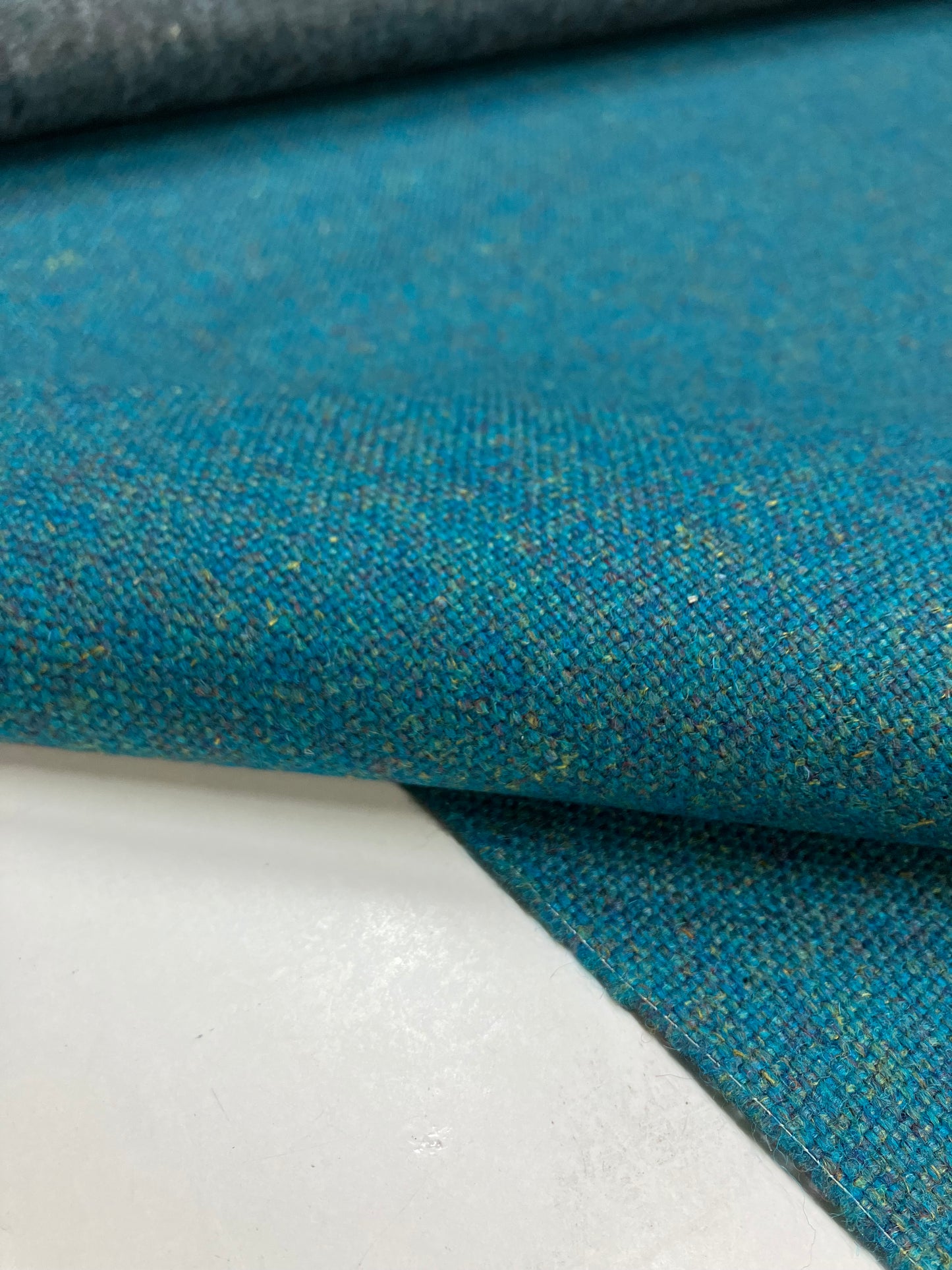 Camira Main Line Flax – Ecological upholstery fabric made of wool and linen.