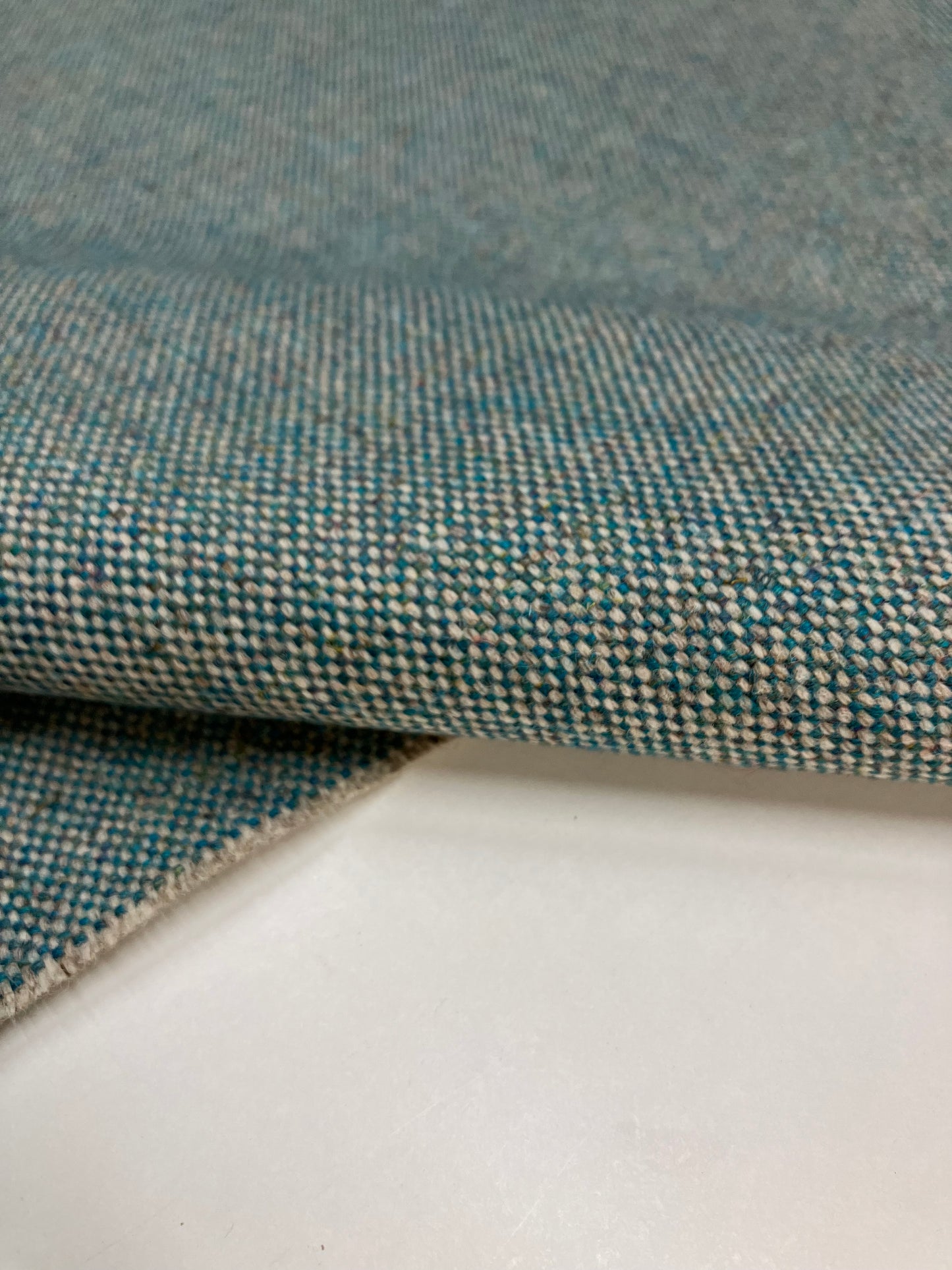 Camira Main Line Flax – Ecological upholstery fabric made of wool and linen.