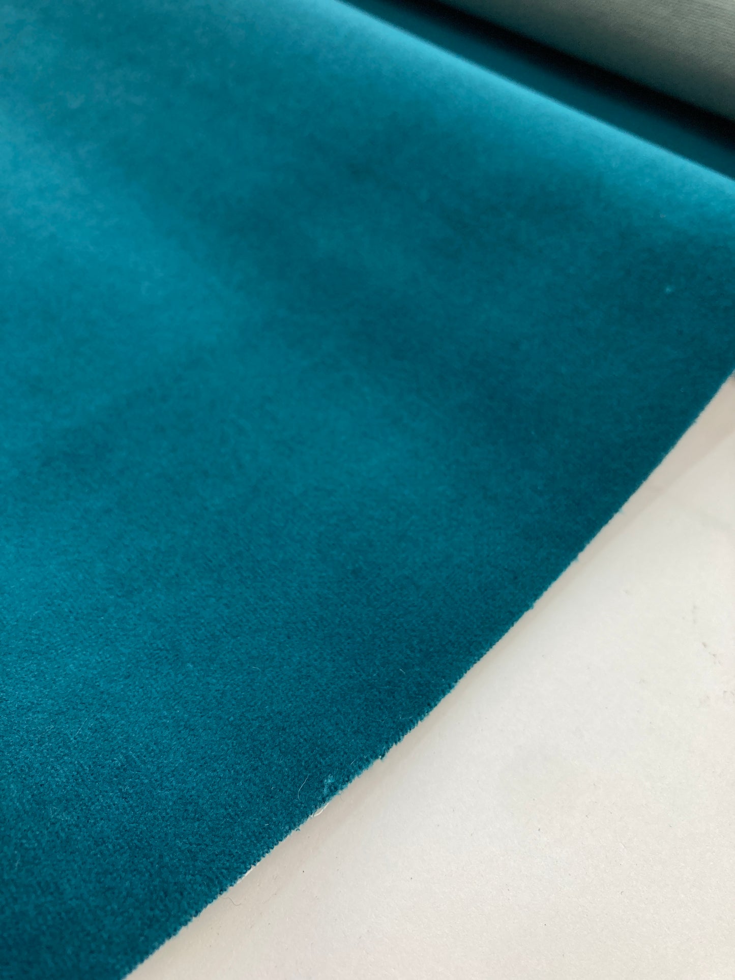 Contract furniture fabric - Durable and aesthetic furniture fabric - Modern Upholstery