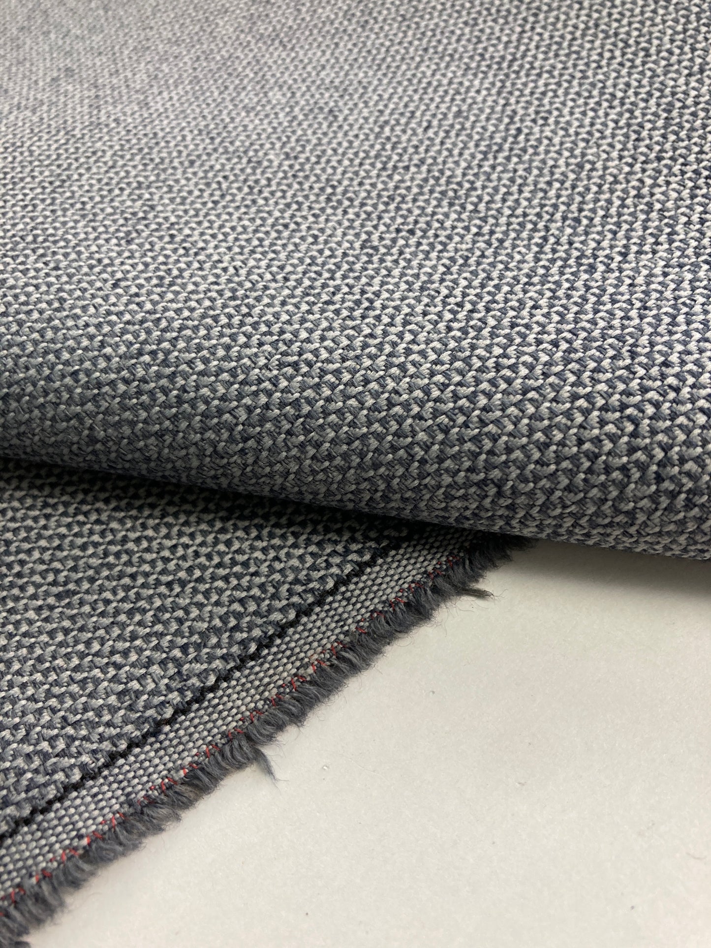 Contract furniture fabric - Durable and aesthetic furniture fabric - Modern Upholstery
