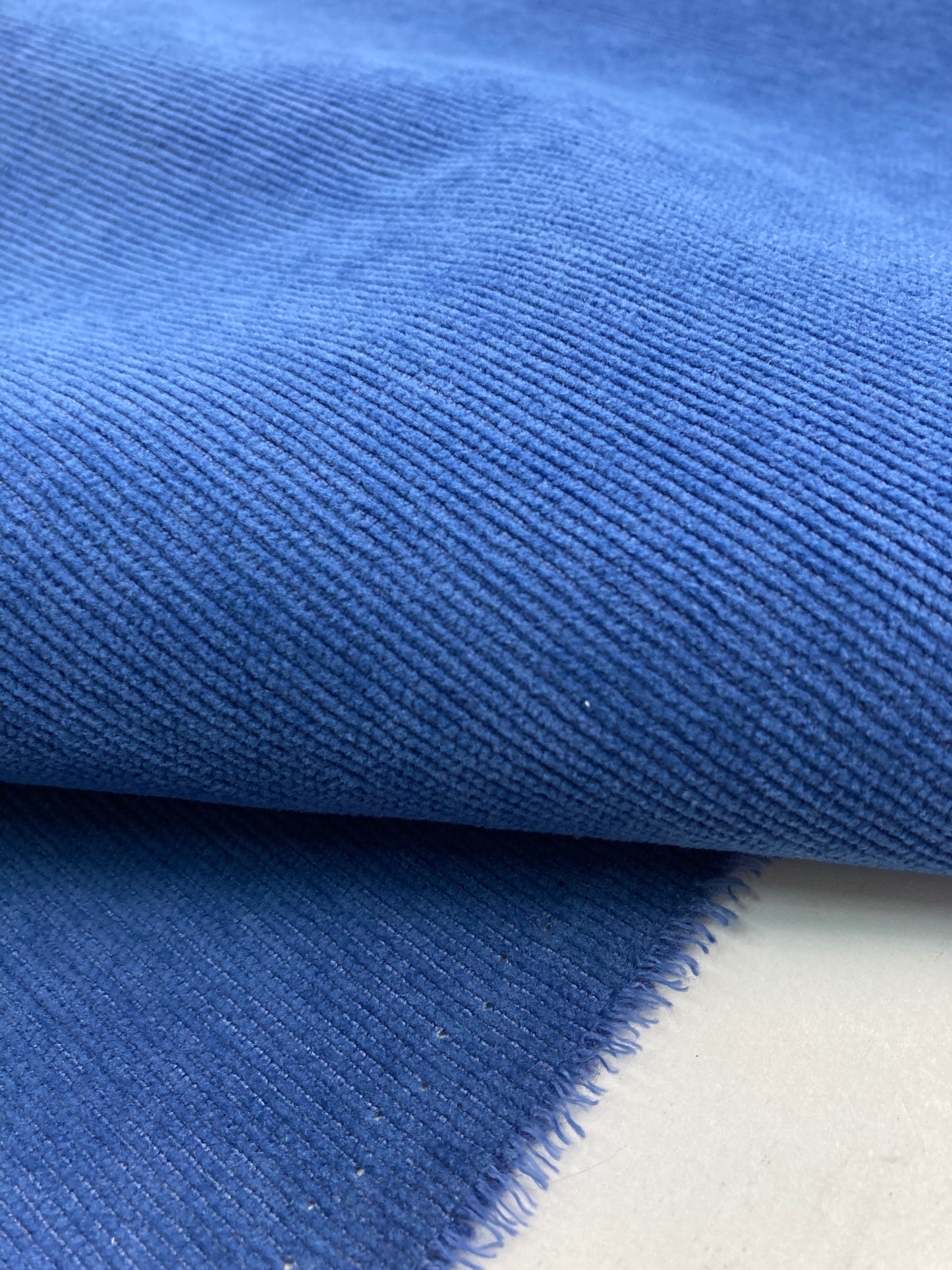 Contract furniture fabric - Durable and aesthetic furniture fabric - Modern Upholstery