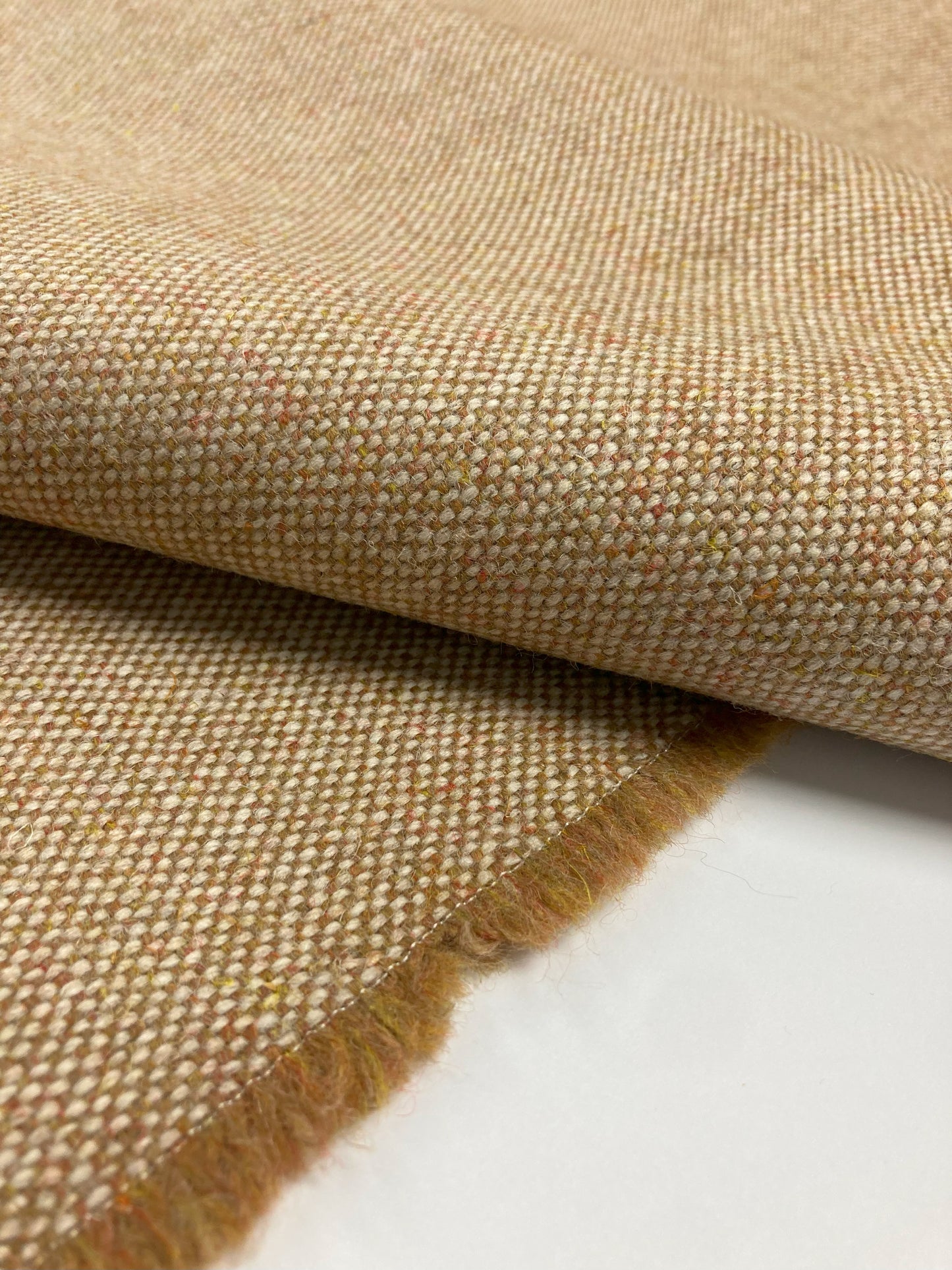 Camira Main Line Flax – Ecological upholstery fabric made of wool and linen.