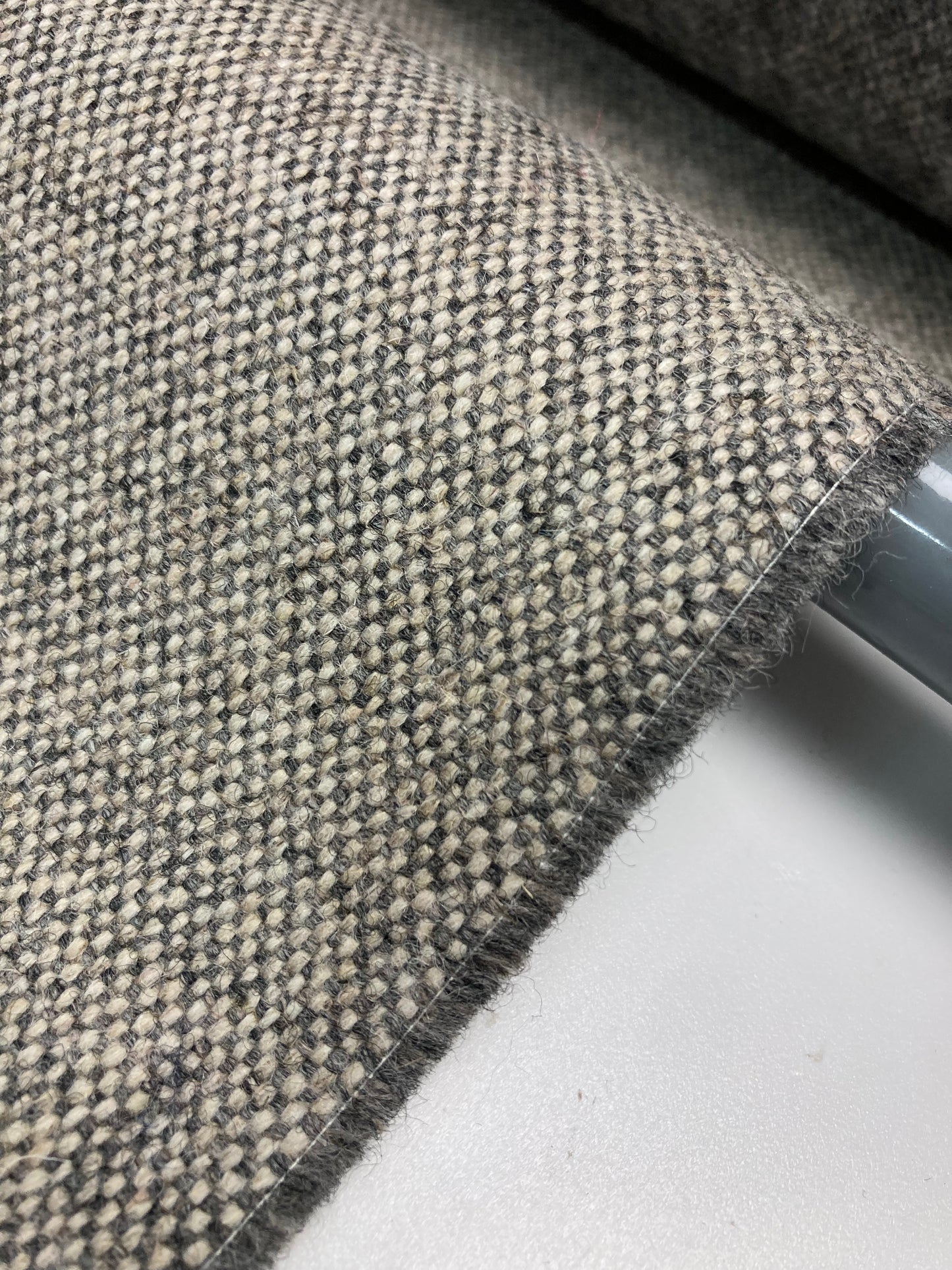 Camira Main Line Flax – Ecological upholstery fabric made of wool and linen.