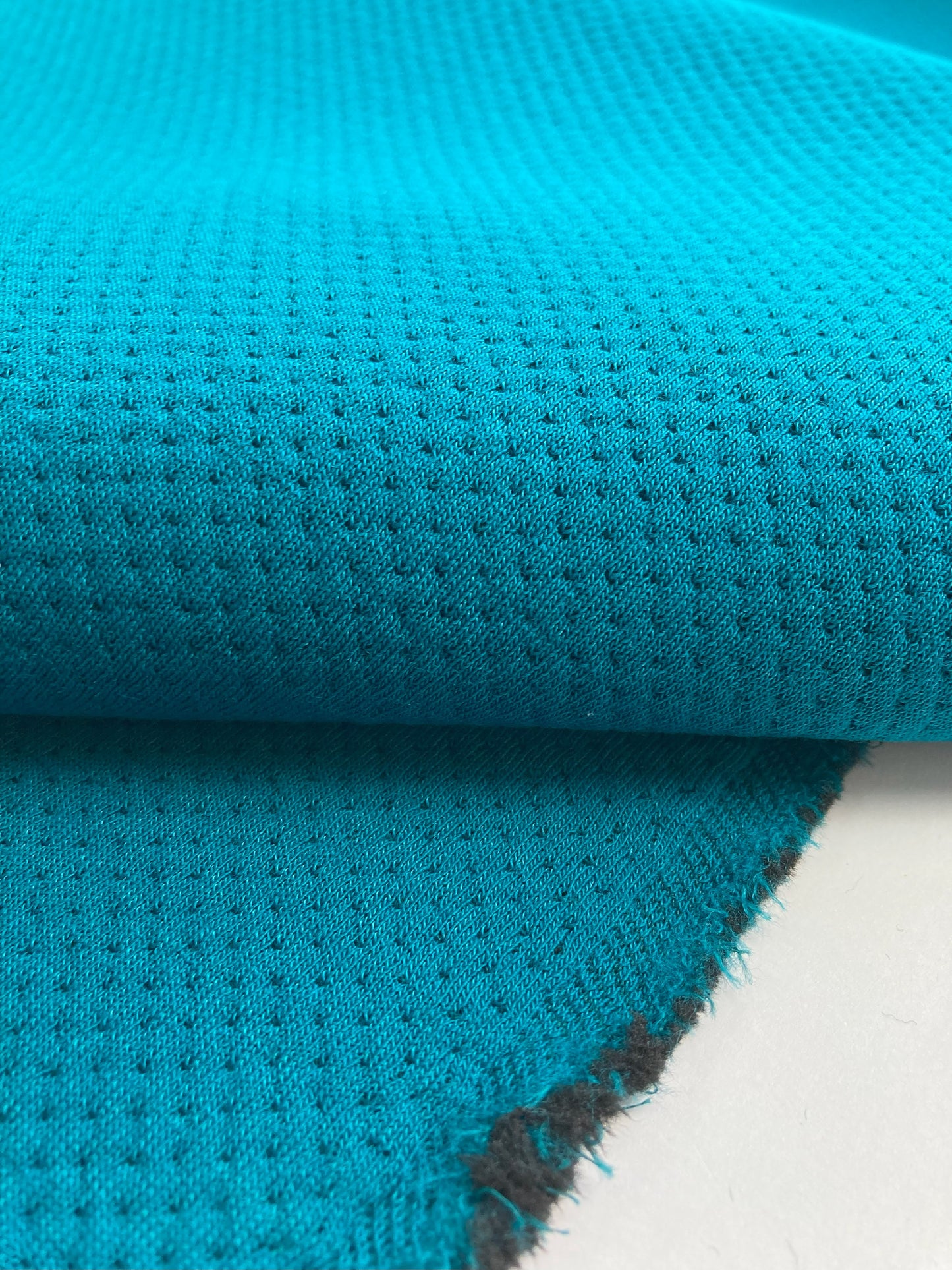 Febrik – Pitch | Exciting knitted furniture fabric from Dutch Febrik.