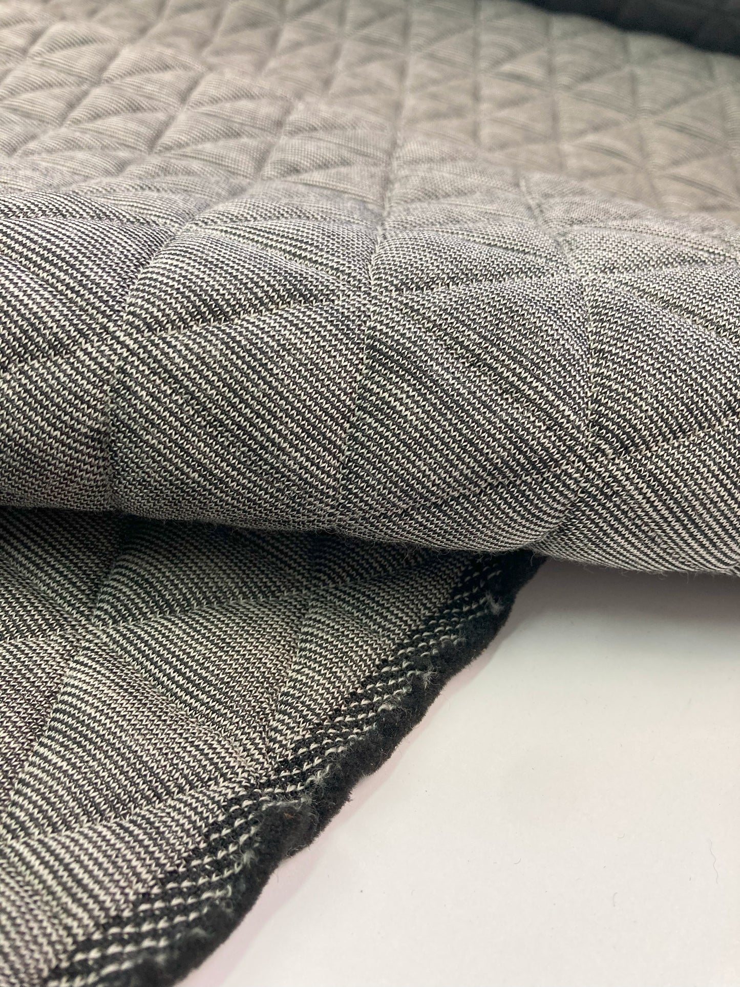 Kvadrat Triangle by Bertjan Pot | Geometric Upholstery Fabric