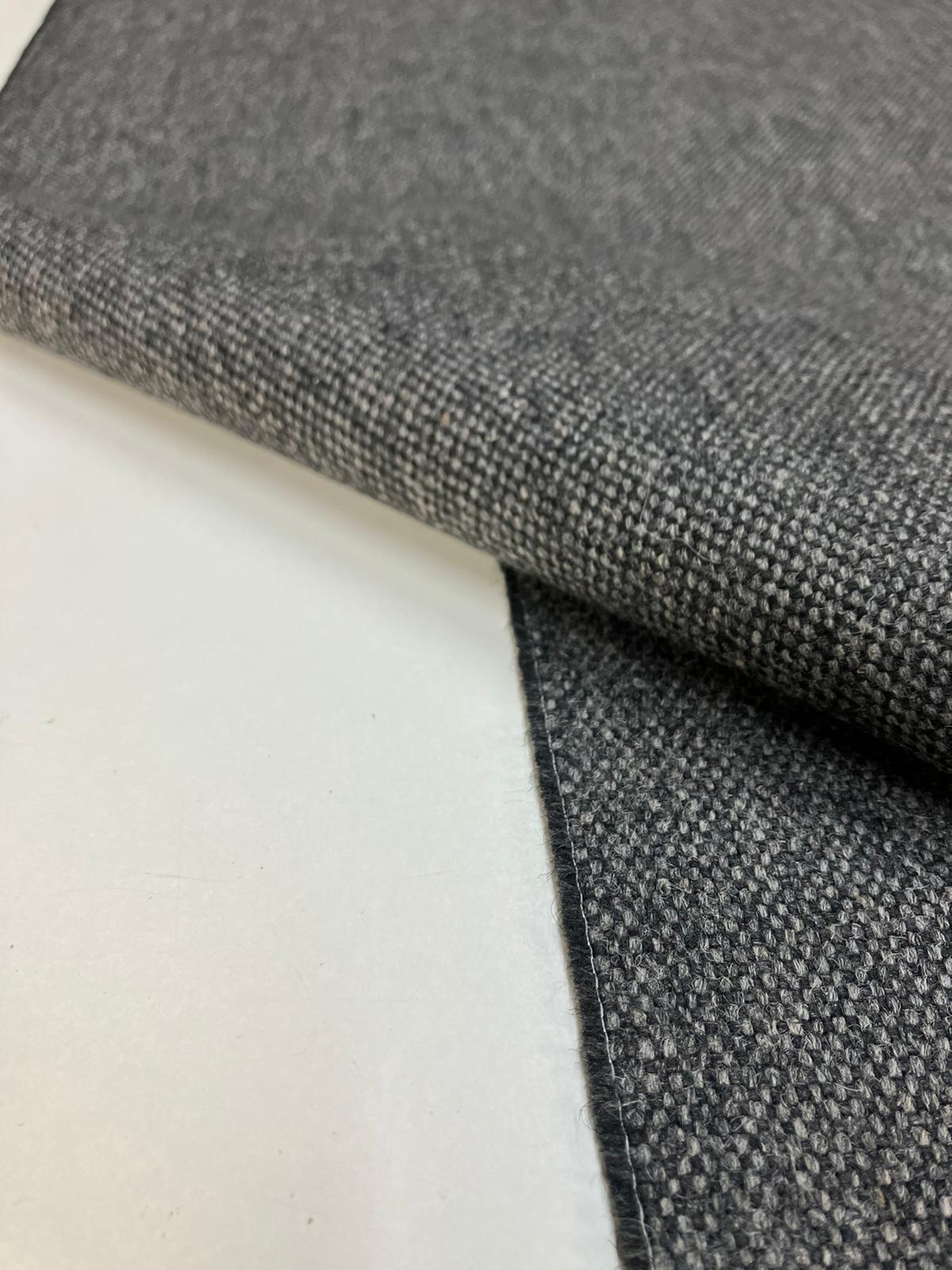Camira Main Line Flax – Ecological upholstery fabric made of wool and linen.