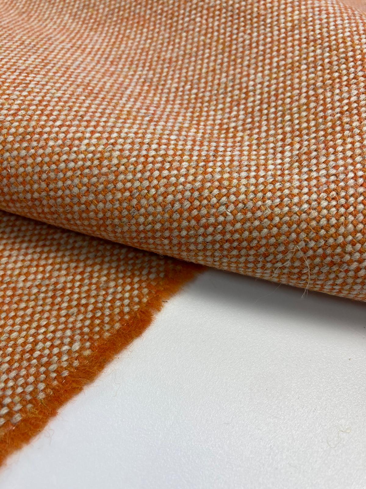 Camira Main Line Flax – Ecological upholstery fabric made of wool and linen.