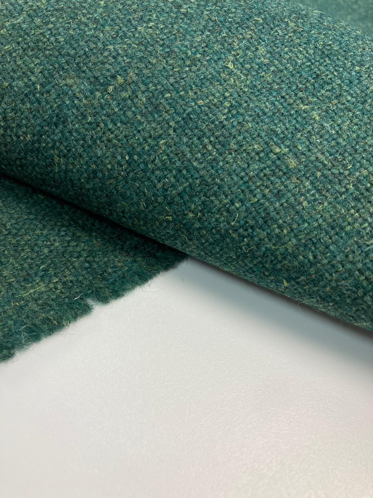 Camira Main Line Flax – Ecological upholstery fabric made of wool and linen.
