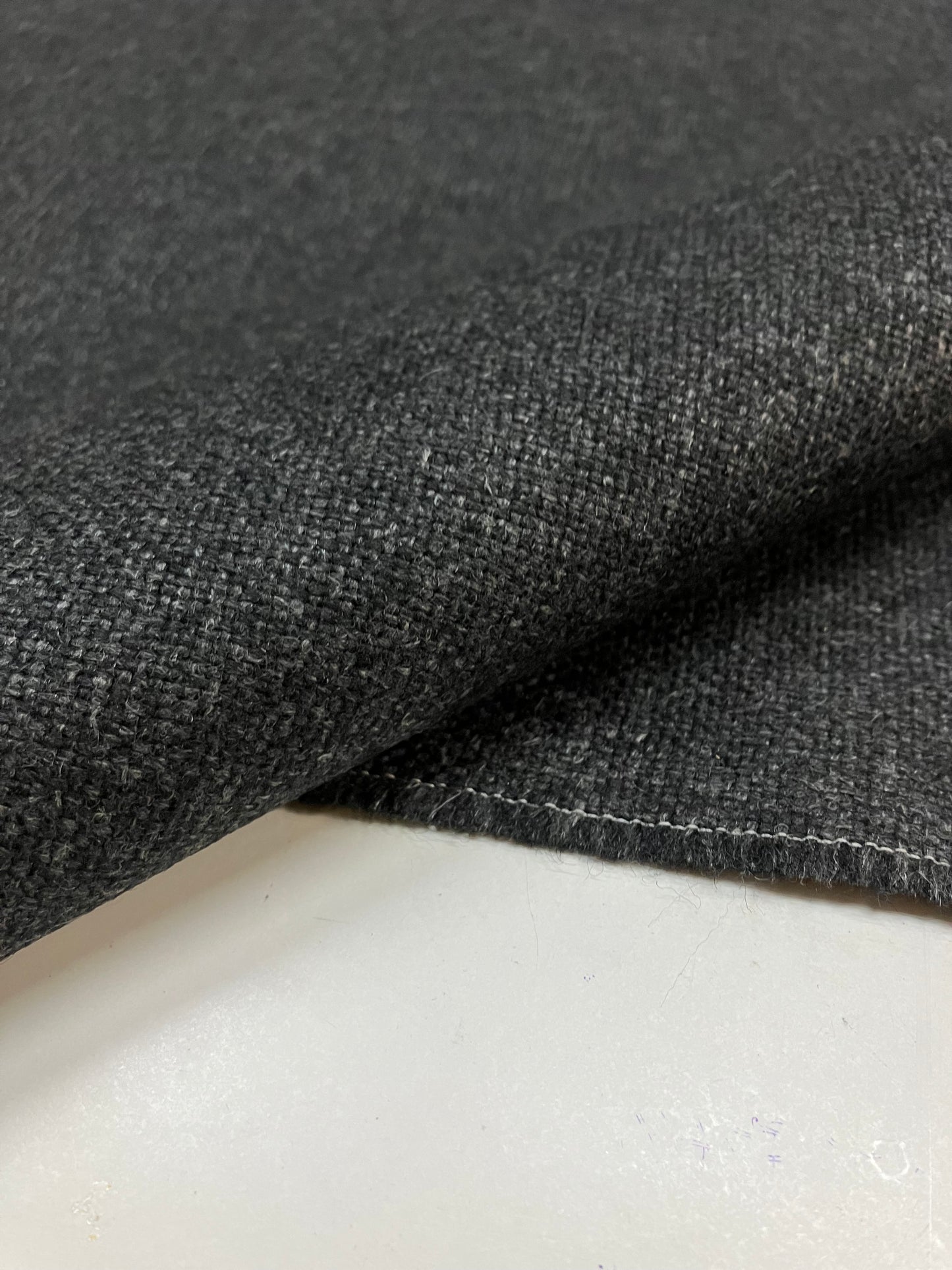 Camira Main Line Flax – Ecological upholstery fabric made of wool and linen.