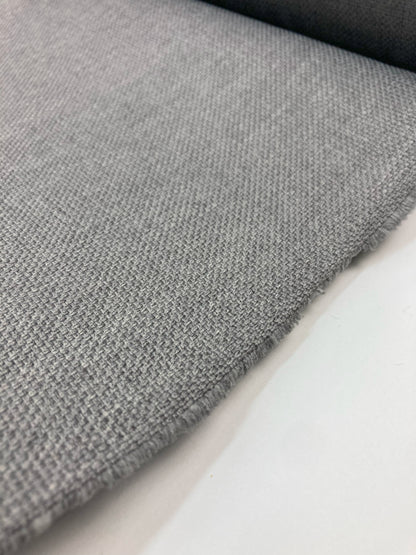 Knoll Delite 013 Onyx | American furniture fabric for the conference sector.