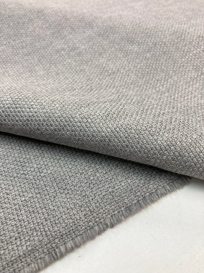 Knoll Delite 013 Onyx | American furniture fabric for the conference sector.