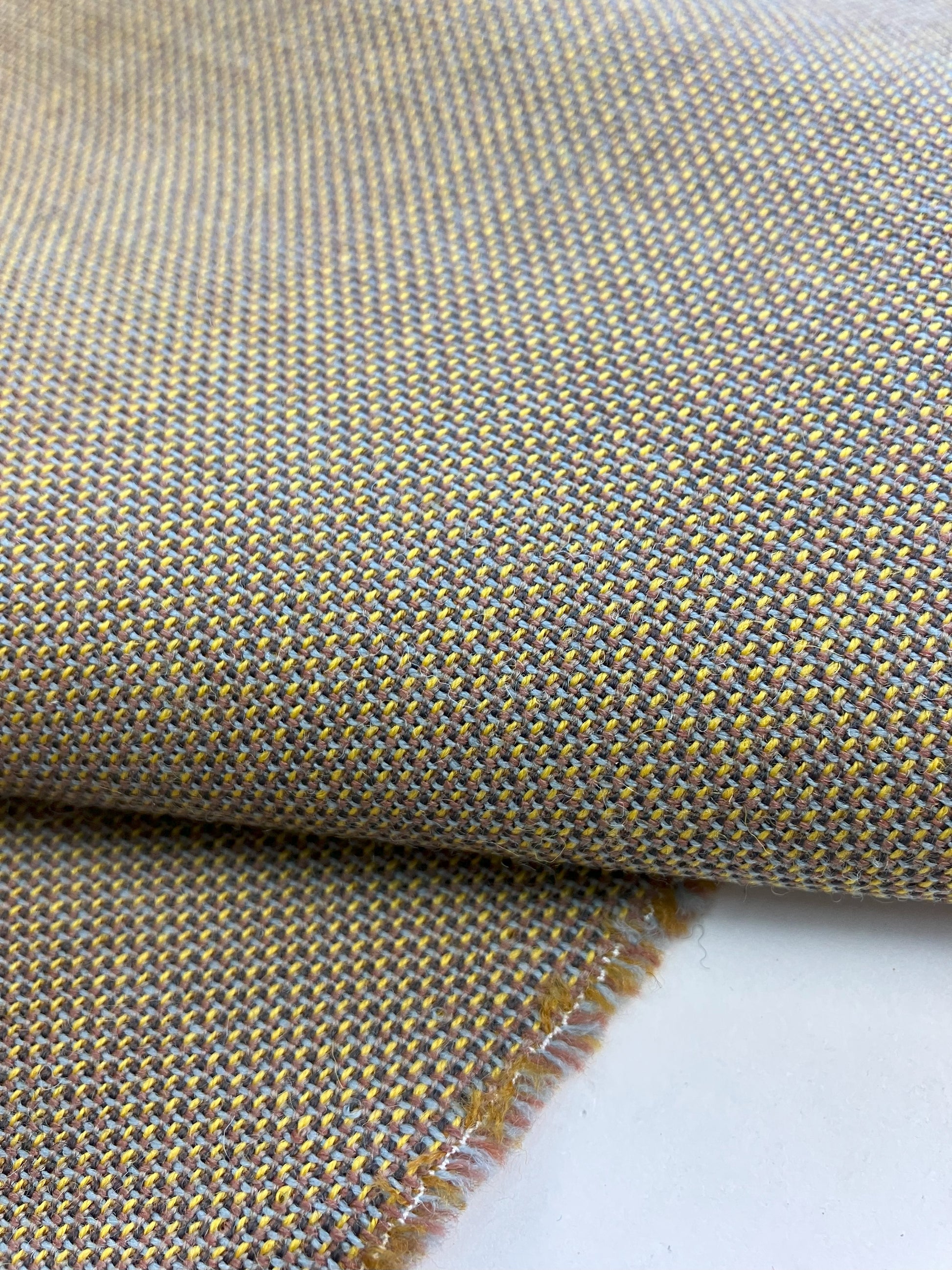 Contract furniture fabric - Durable and aesthetic furniture fabric - Modern Upholstery