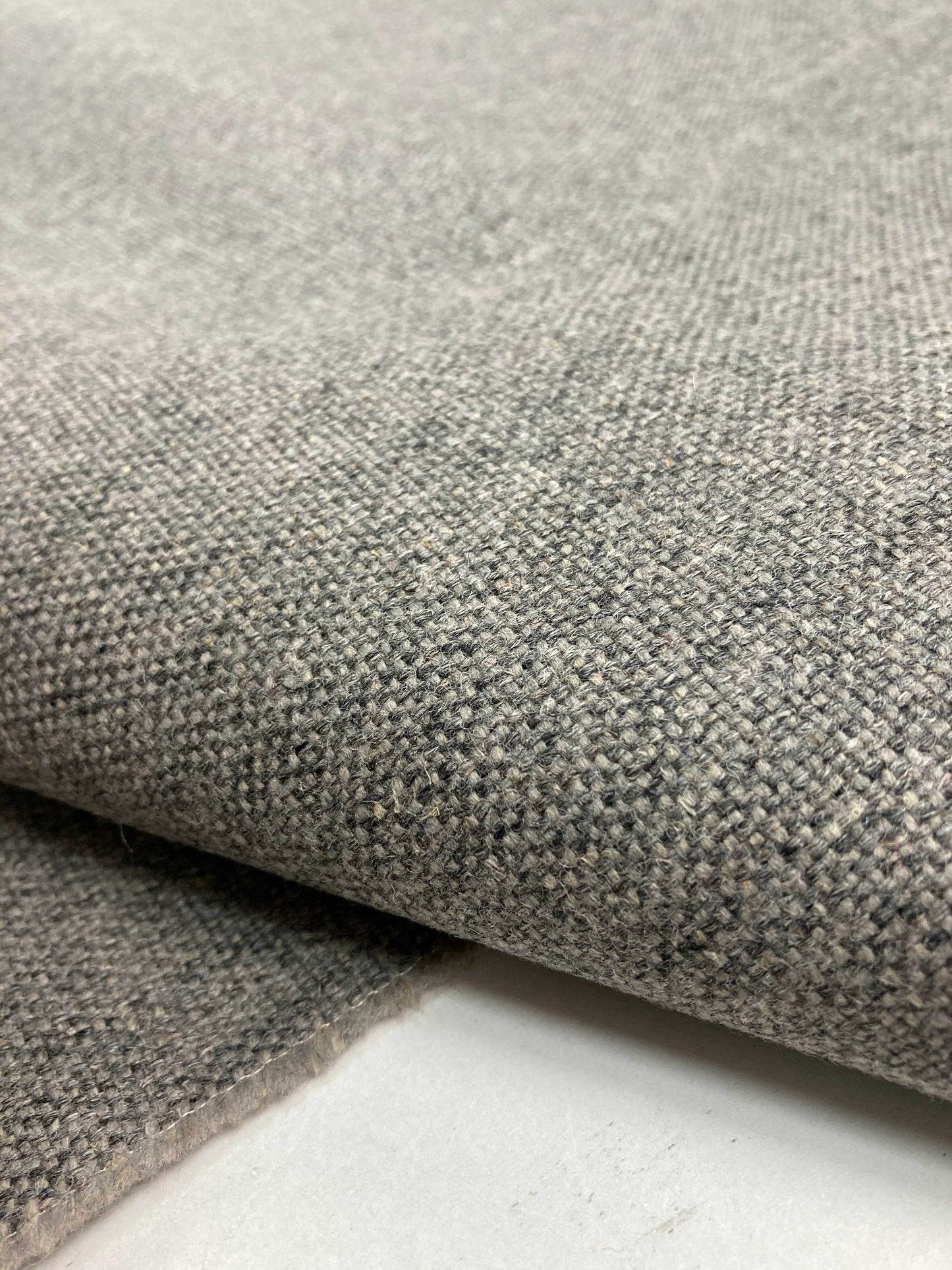 Camira Main Line Flax – Ecological upholstery fabric made of wool and linen.