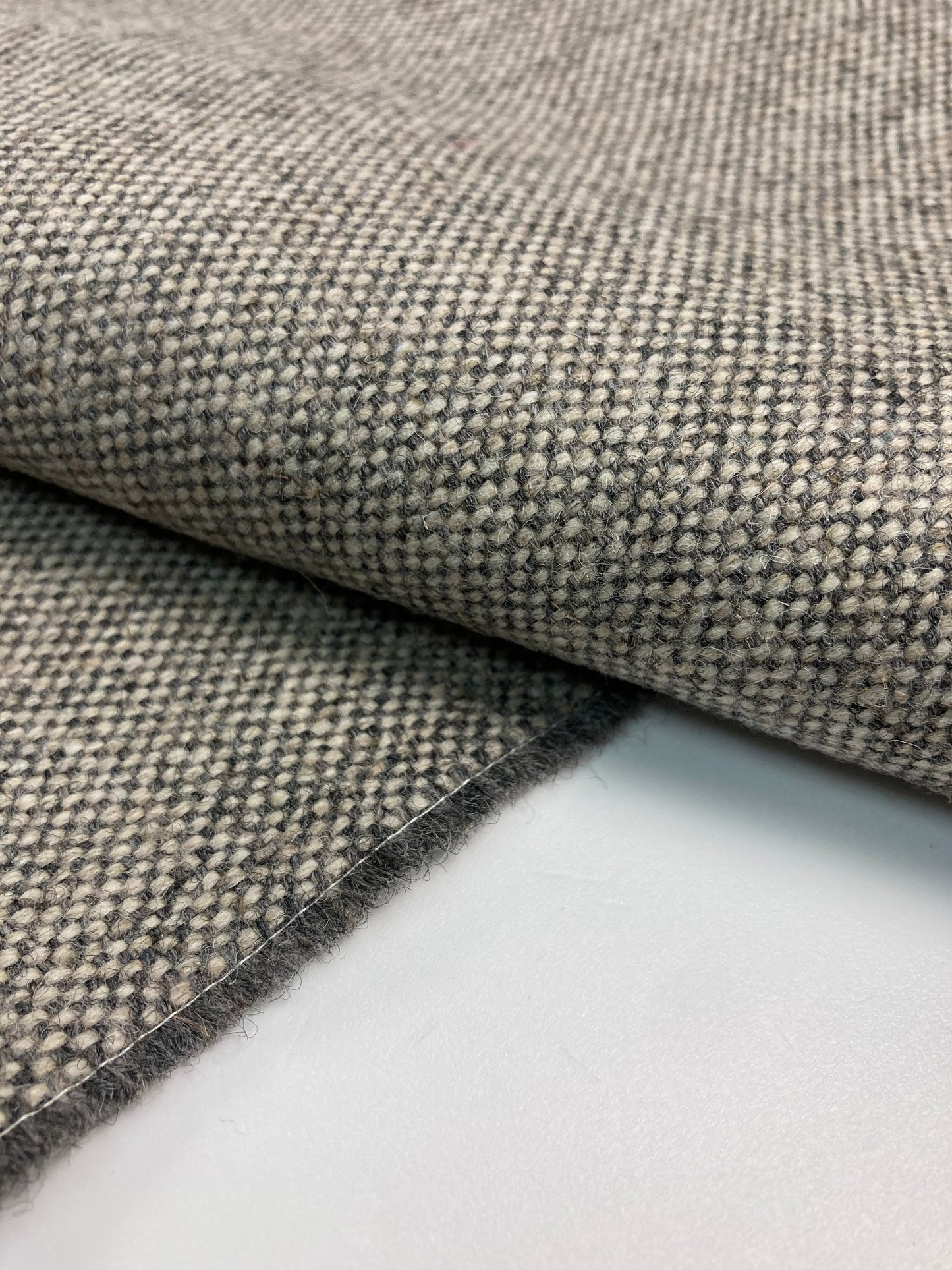 Camira Main Line Flax – Ecological upholstery fabric made of wool and linen.